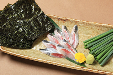 活イワシ磯辺巻き