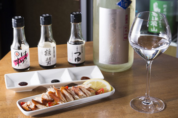 純米酒専門 YATA 新宿三丁目店の写真1
