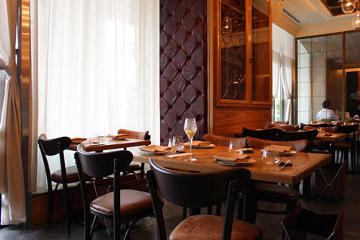 Seafood & Tapas LUBINAの写真1