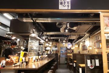 佐賀ふもと赤鶏 酒場 天神の写真2