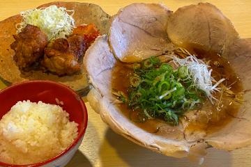 西梅田 らんぷの写真1