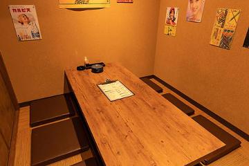 炉端とホルモンと串焼きとおでん とっとっと 梅田お初天神店の写真2