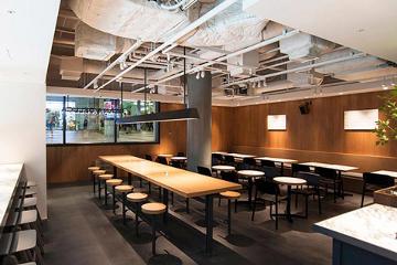 DEAN & DELUCA CAFE クリスタ長堀の写真1