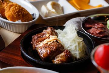 BEEF KITCHEN STAND 西新宿店の写真1
