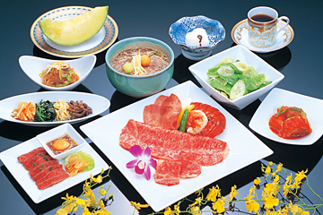 叙々苑 游玄亭 西麻布本館の会席一例