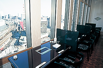 叙々苑 有楽町マリオン店の見晴らしのよい窓際席は予約がおすすめ