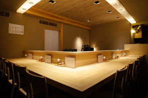 日本橋海鮮丼 つじ半 日本橋本店の写真1