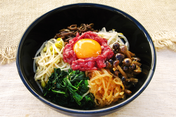 焼肉・韓国酒家 絵のある街 瑞江店のユッケビビンパ