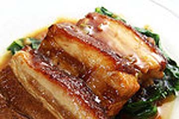 香港居酒屋 華翠苑の角煮