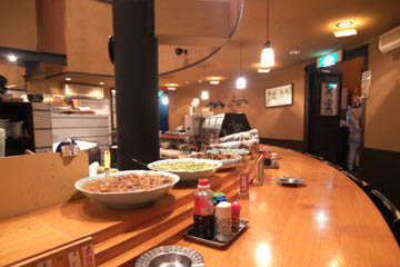 味劇場 ちかの店内