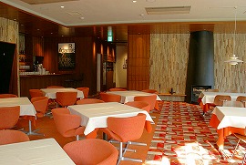 Royal Garden Cafe 青山の写真1