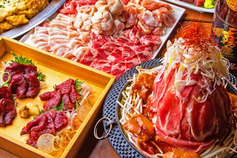「九州黒太鼓 池袋」の「肉肉肉×29盛り焼き～辛味噌火山仕立て～」