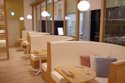 『京都石塀小路豆ちゃ 有楽町』の店内