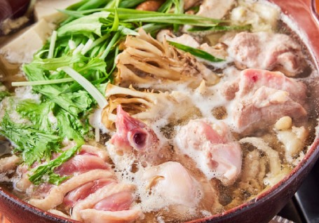 「炉とマタギ 新宿店」の鍋例