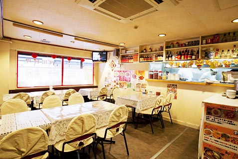 四川料理　天府舫の店内一例