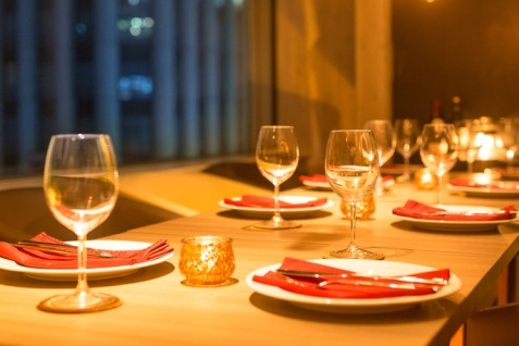 『Cheese Meets Meat YOKOHAMA』の店内