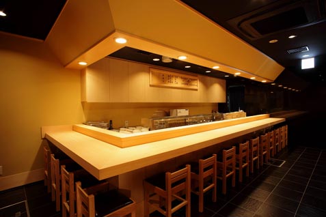 「鳥料理 宮新」店内