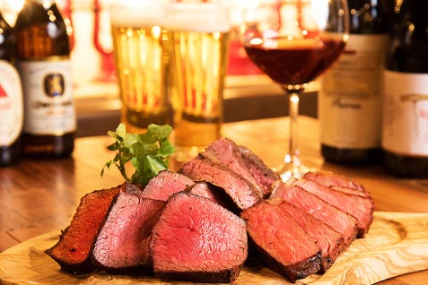 「神田の肉バル RUMP CAP 新橋店」の「肉盛りプレート」