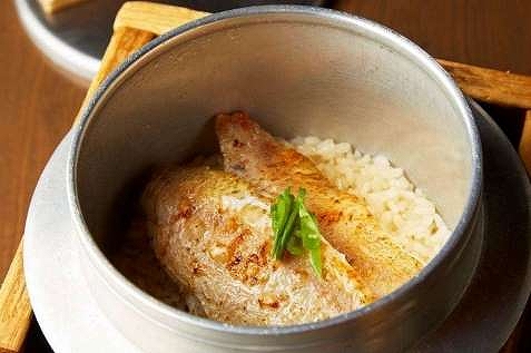 『春秋 溜池山王』の「スペシャリテの釜飯」