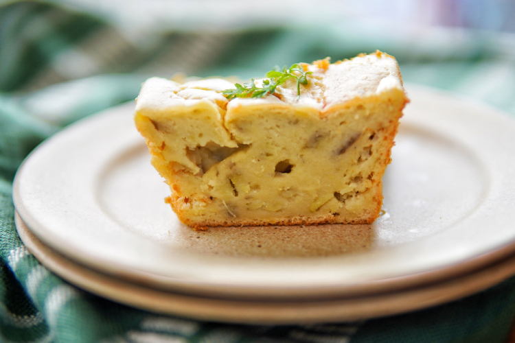 「ココナッツミルクとさつまいものヘルシーもっちりケーキ」のレシピ