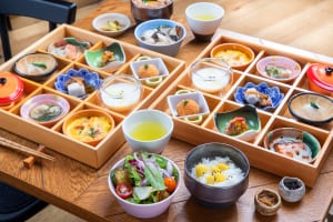 「銀座朝食ラボ」の映える小鉢朝食