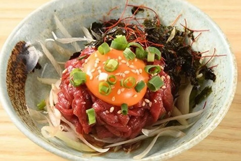 『炭火焼肉 ARATA』の料理