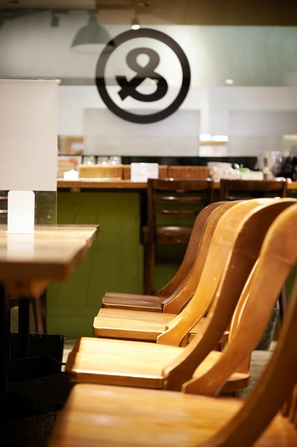 『& RRainbow JOINUS(アンドダブルレインボー ジョイナス)』の店内