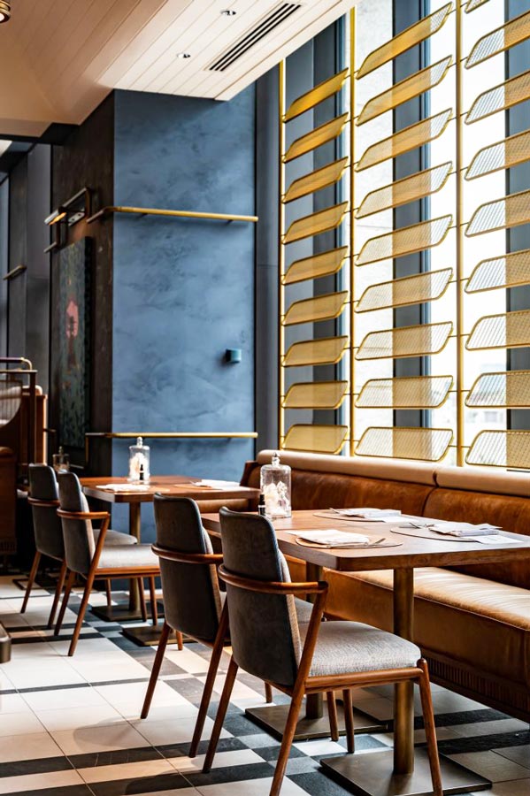 「District-Brasserie,Bar,Lounge」の内観