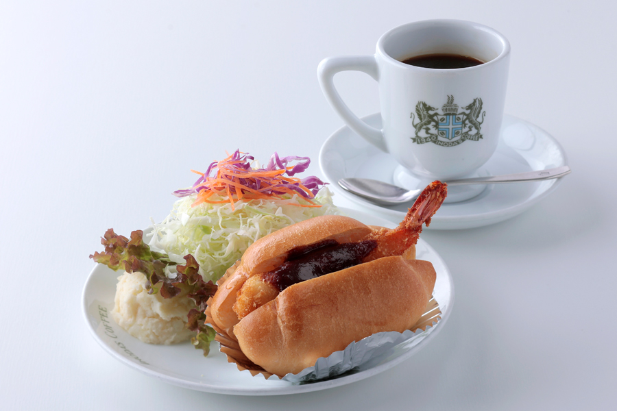京都「イノダコーヒ本店」の「ロールパンセット」