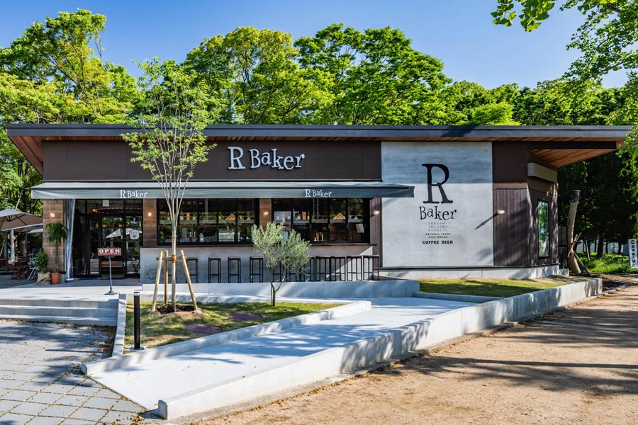 【大阪城】朝のひと時をしあわせにしてくれる『R Baker Inspired by court rosarian 大阪城公園店』の焼きたてパン
