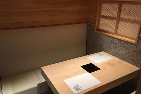 『新明石鮓』の落ち着いた雰囲気の「和」の空間