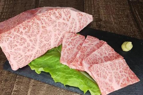 『肉とともに滅ぶ 石神井公園店』の「A5ランク黒毛和牛」