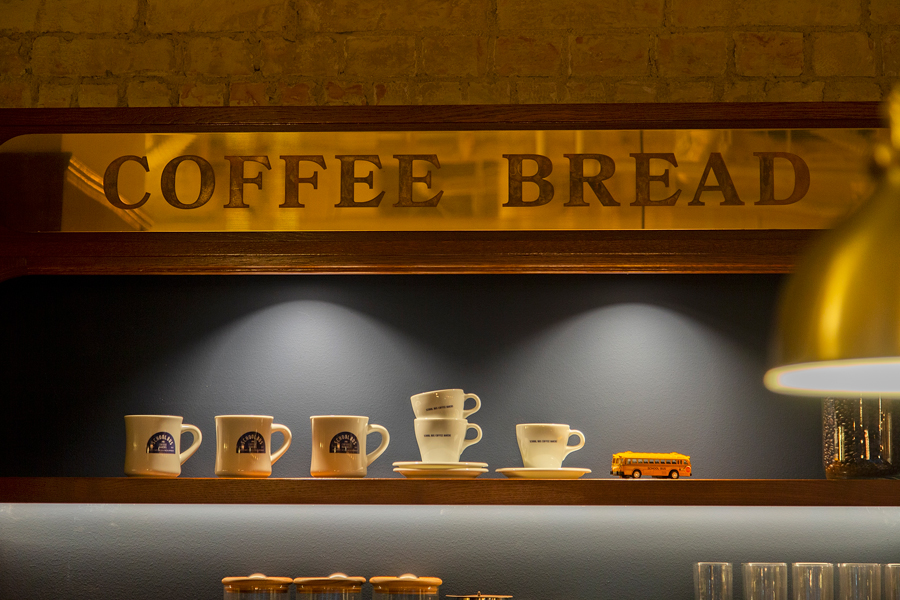 『SCHOOL BUS COFFEE STOP KYOTO』店内イメージ