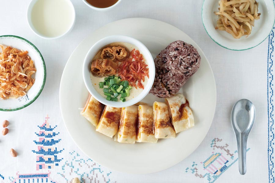 『TASTE THE WORLD（テイスト・ザ・ワールド）吉祥寺店』の「アメリカの台湾のごはん」