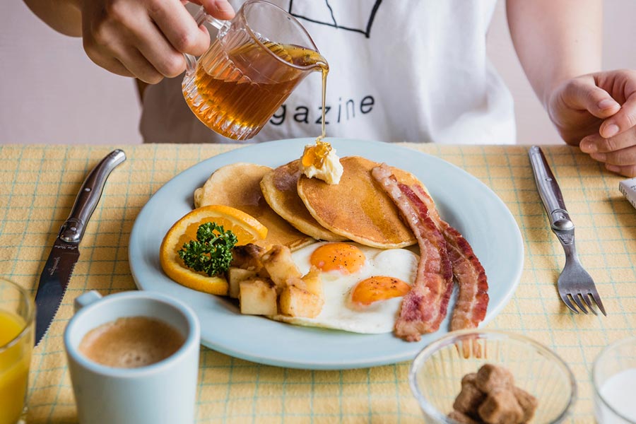 『TASTE THE WORLD（テイスト・ザ・ワールド）吉祥寺店』の「アメリカの朝ごはん」
