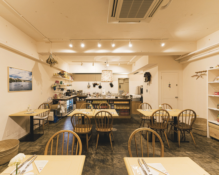 『TASTE THE WORLD（テイスト・ザ・ワールド）吉祥寺店』の店内